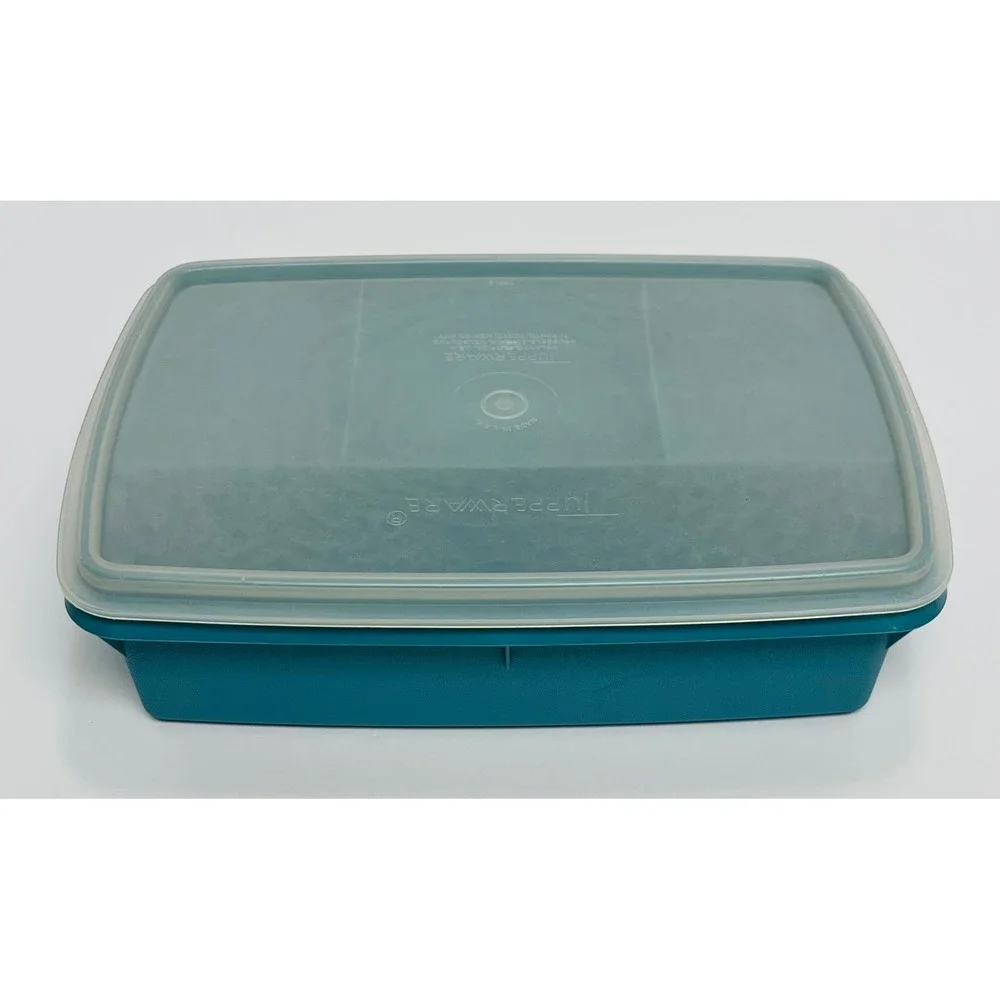 Vintage Tupperware TupperCraft Blue Stow & Go Snack Craft Container 767-2 w Lid